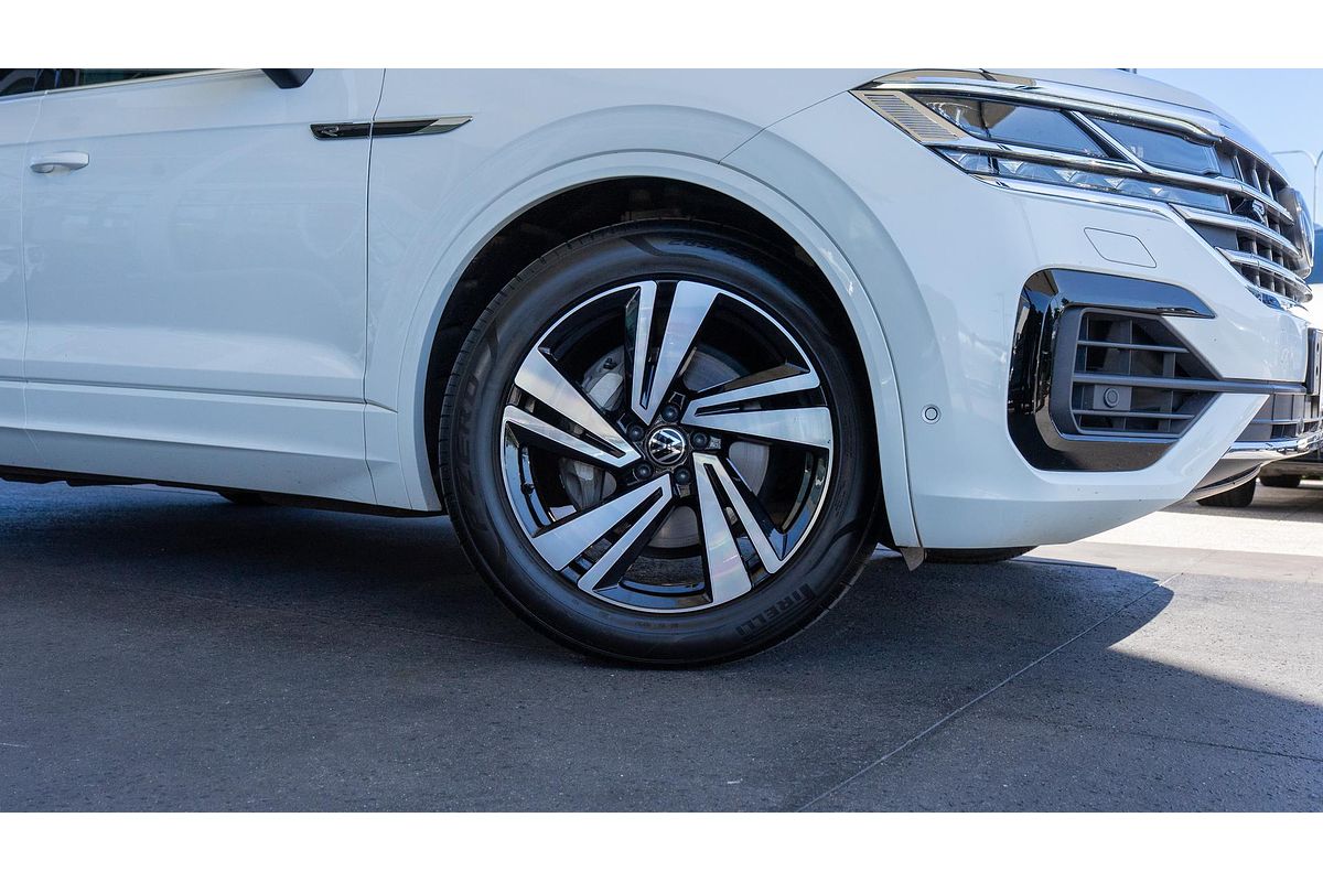 2022 Volkswagen Touareg 210TDI R-Line CR