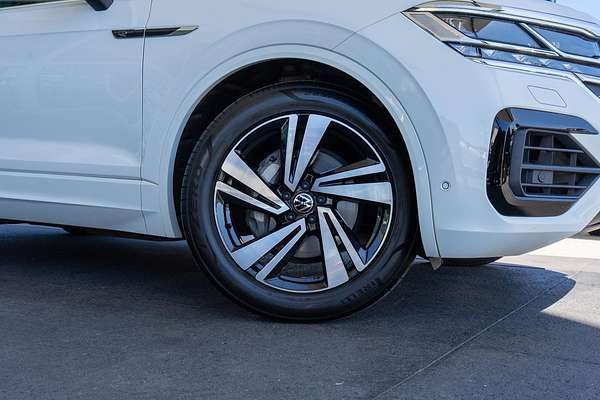 2022 Volkswagen Touareg 210TDI R-Line CR