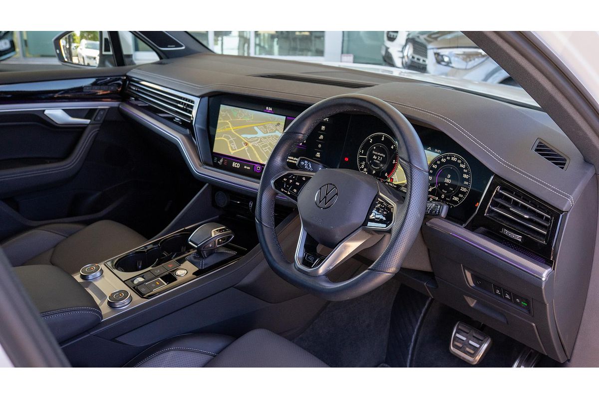 2022 Volkswagen Touareg 210TDI R-Line CR