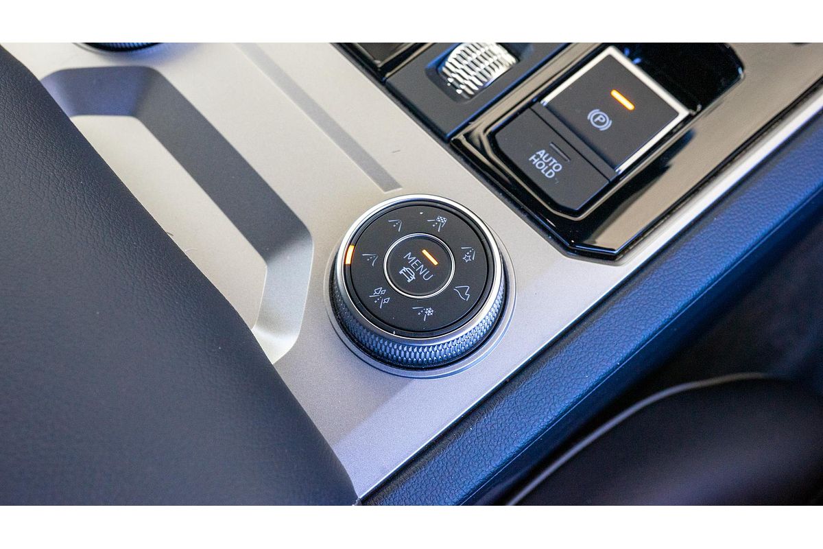 2022 Volkswagen Touareg 210TDI R-Line CR