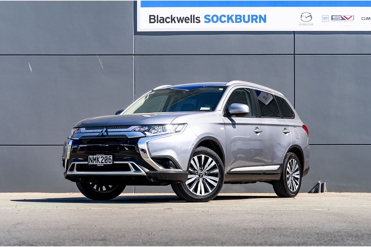 2021 Mitsubishi Outlander Ls 2.4P/Cvt