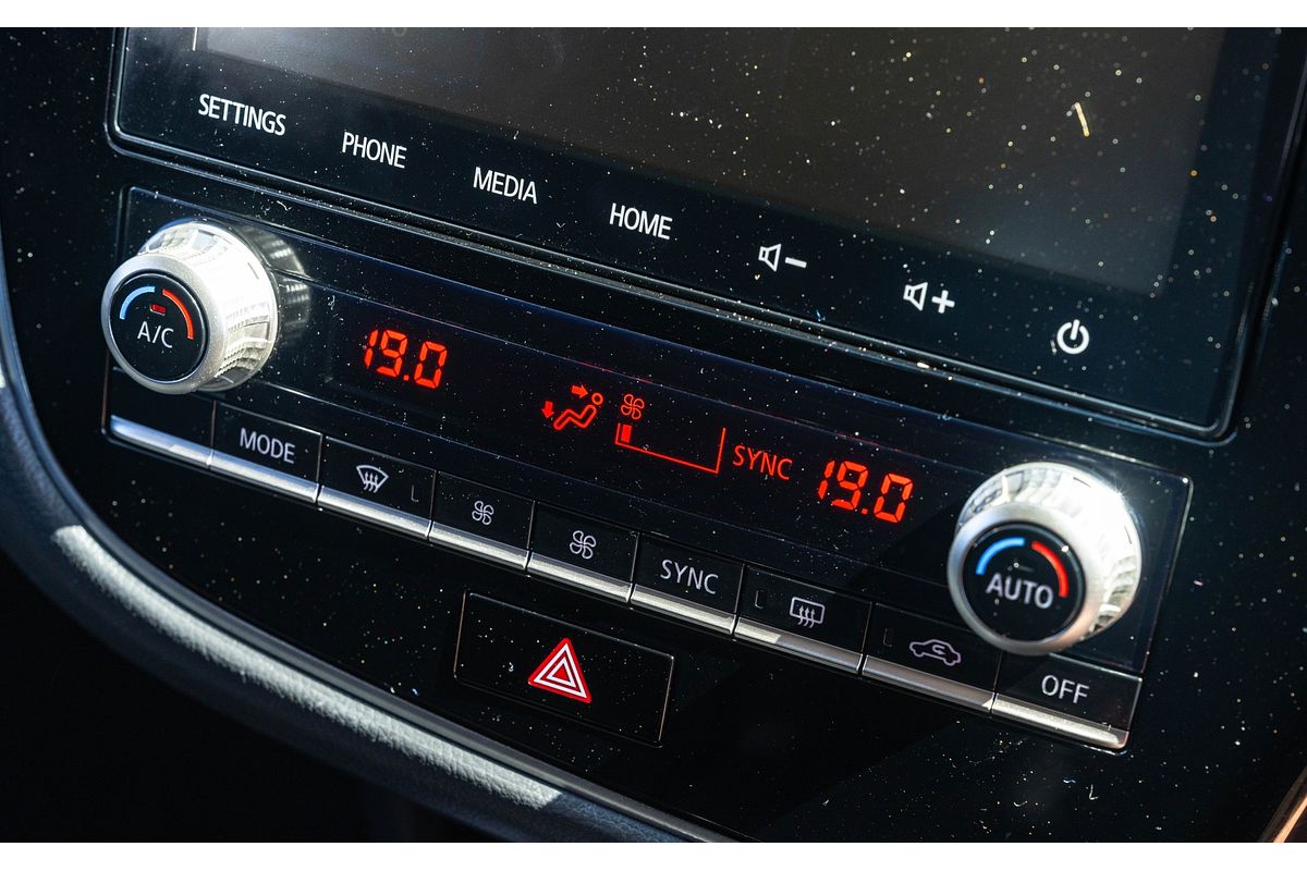 2021 Mitsubishi Outlander Ls 2.4P/Cvt