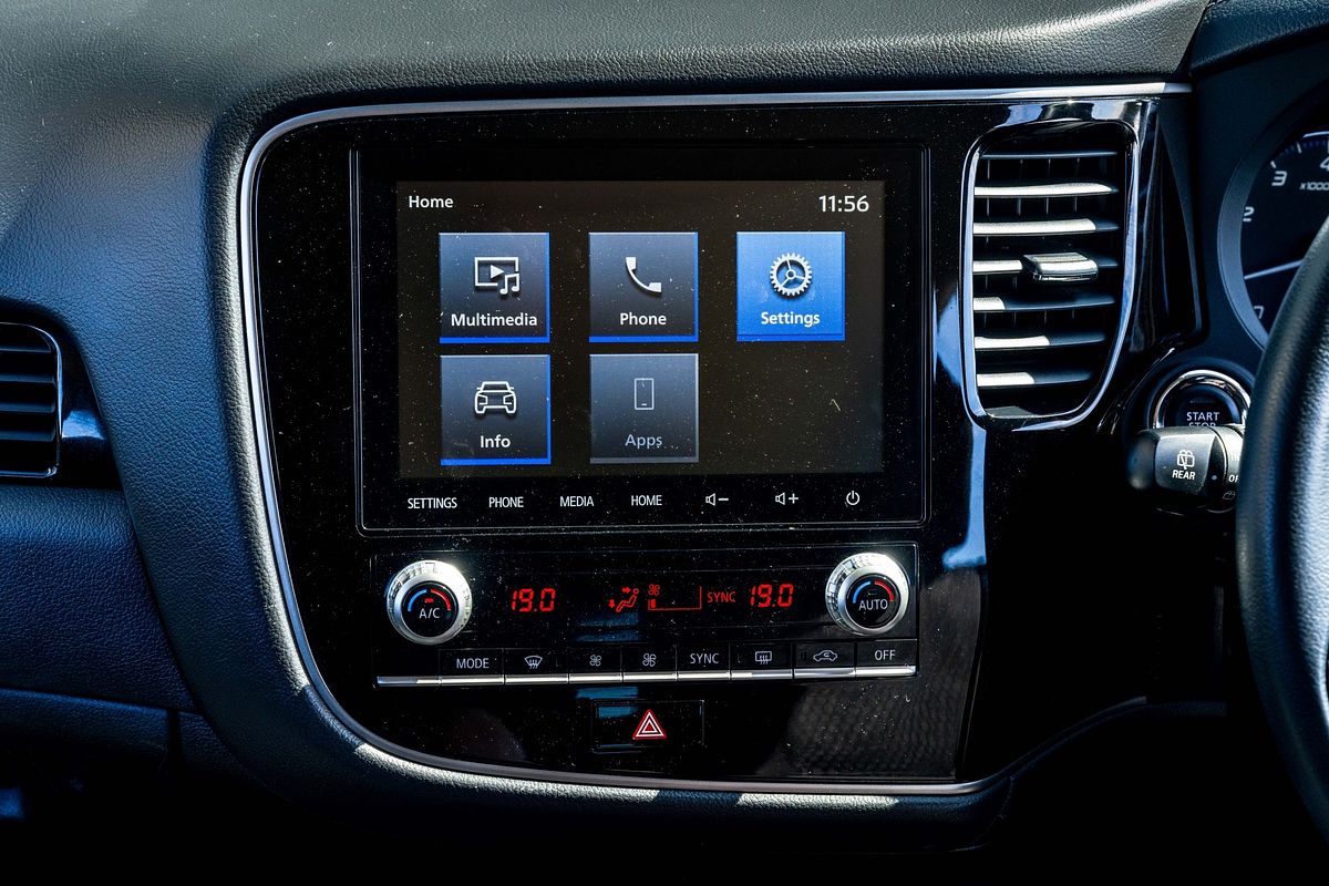 2021 Mitsubishi Outlander Ls 2.4P/Cvt
