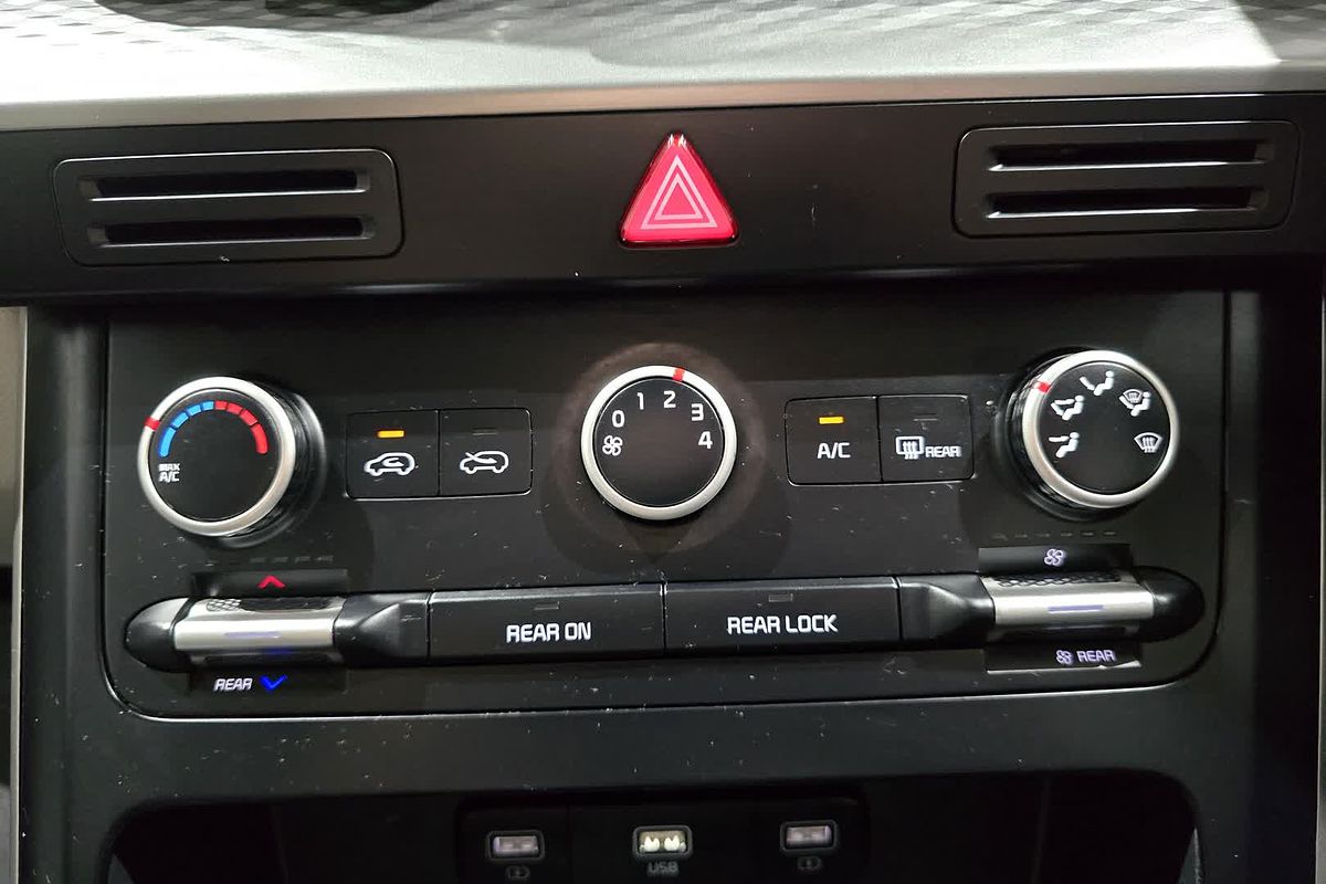 2021 Kia Carnival S KA4