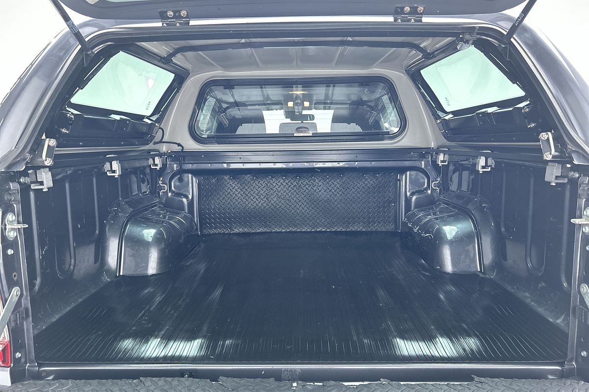 2020 Toyota Hilux SR5 GUN126R 4X4