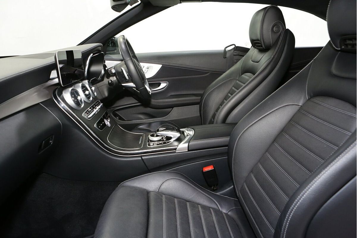 2021 Mercedes-Benz C-Class C200 A205