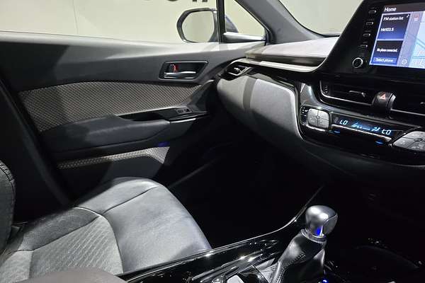 2022 Toyota C-HR Koba NGX10R
