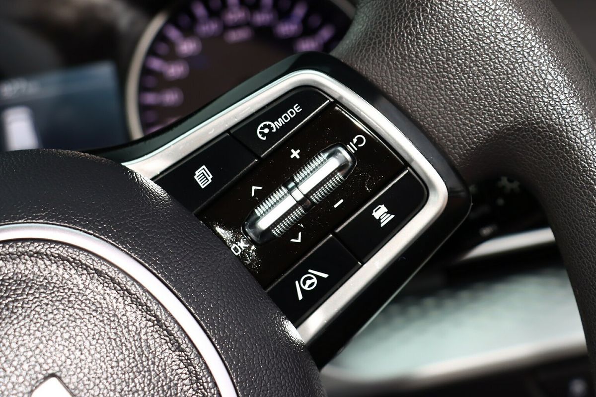 2023 Kia Carnival S KA4