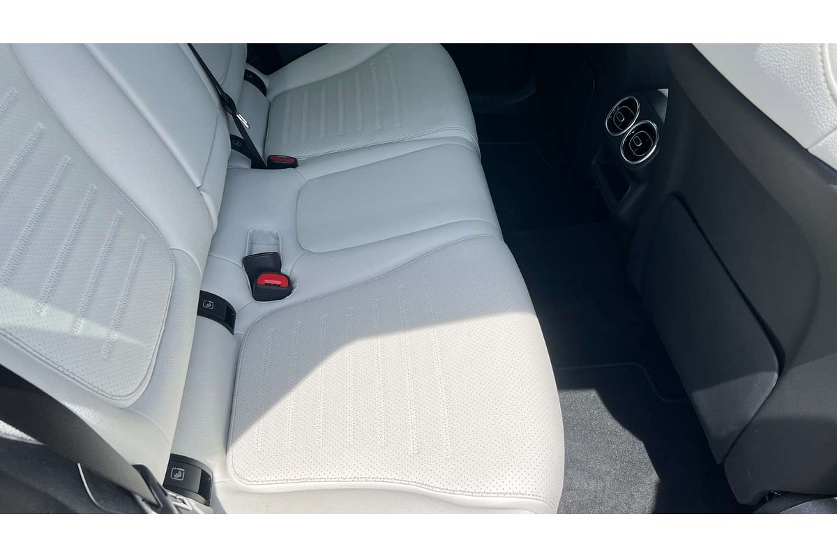 2024 Mercedes-Benz GLC-Class GLC300 X254