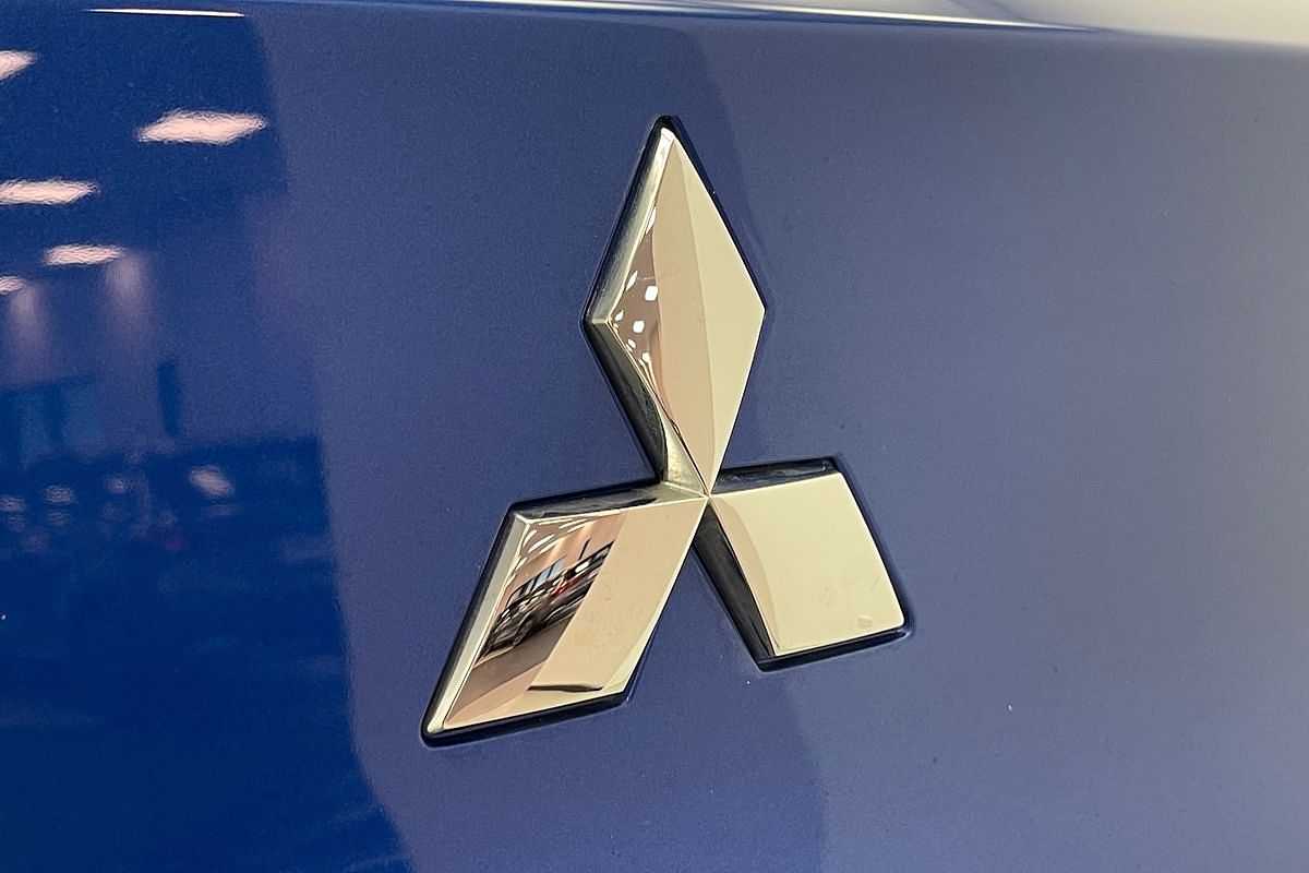 2024 Mitsubishi Eclipse Cross LS YB