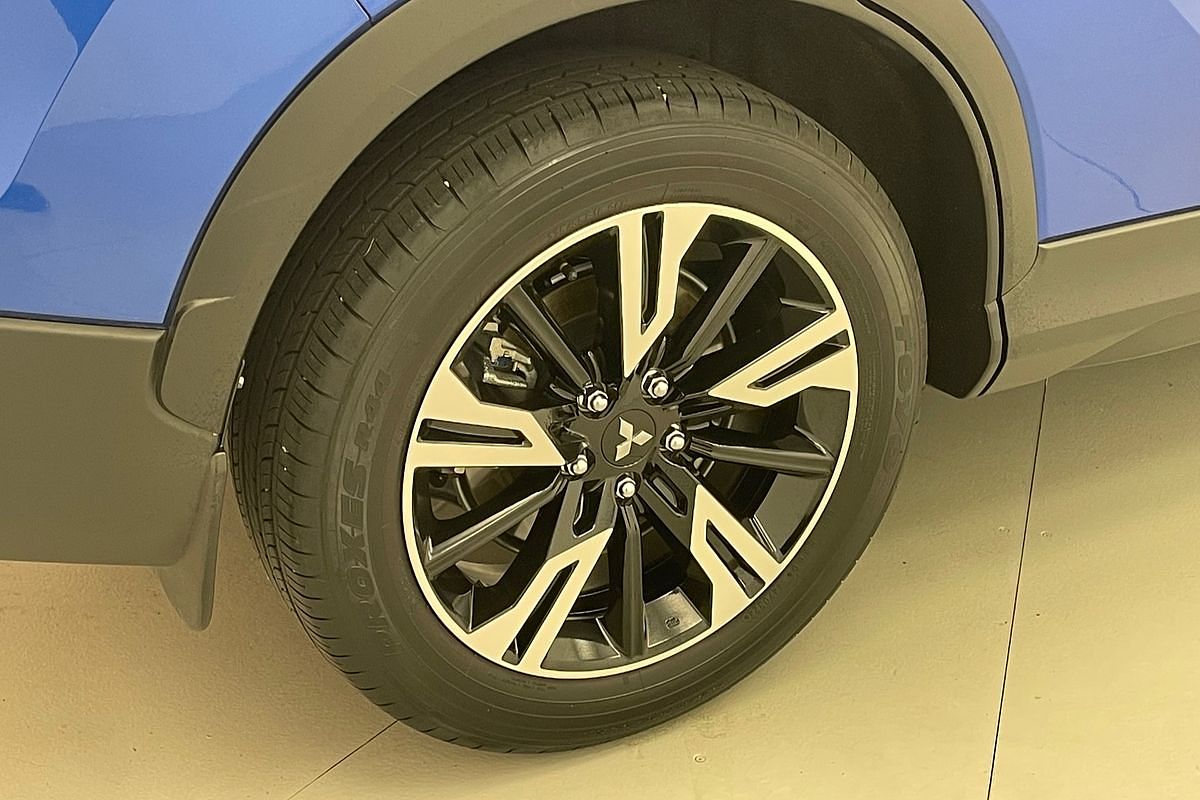 2024 Mitsubishi Eclipse Cross LS YB