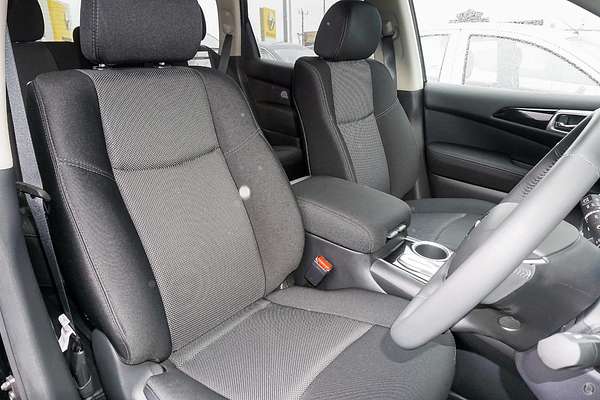 2017 Nissan Pathfinder ST R52 Series II
