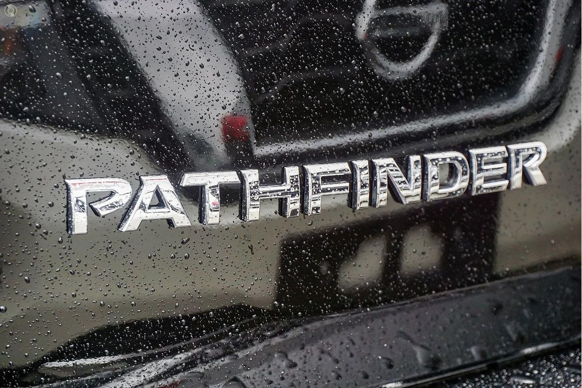 2017 Nissan Pathfinder ST R52 Series II