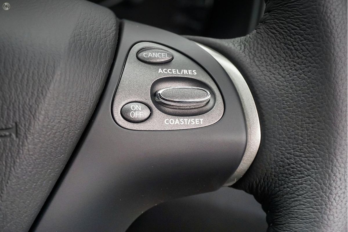 2017 Nissan Pathfinder ST R52 Series II