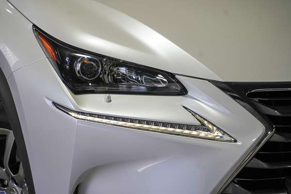 2017 Lexus NX NX200t Luxury AGZ10R