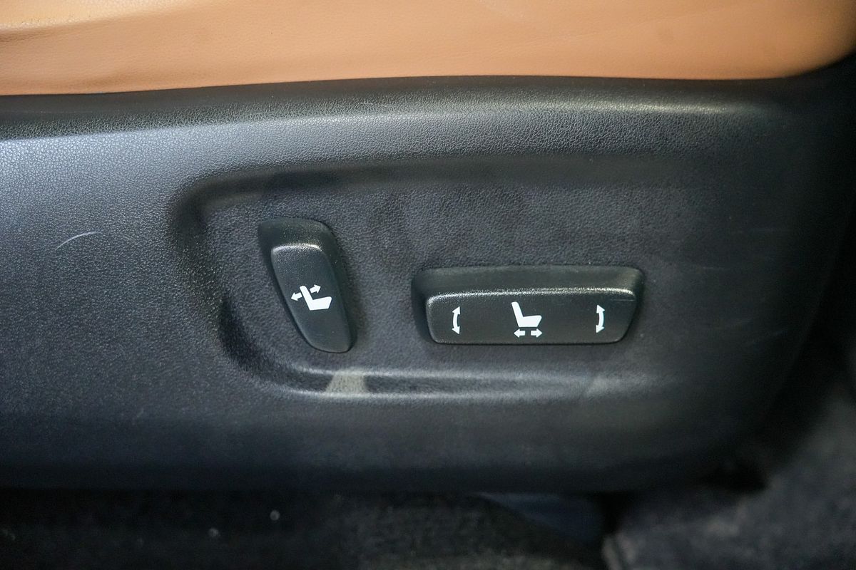 2017 Lexus NX NX200t Luxury AGZ10R