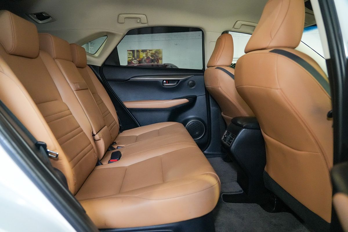 2017 Lexus NX NX200t Luxury AGZ10R