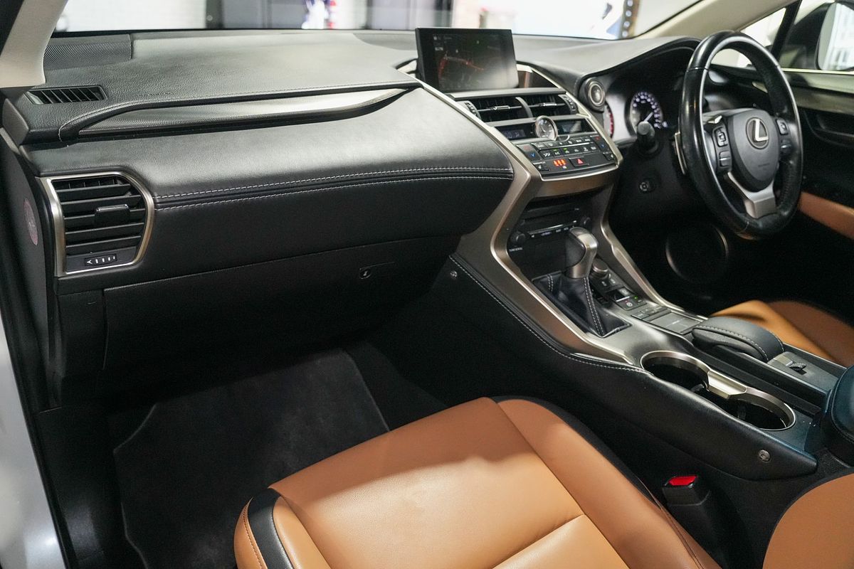 2017 Lexus NX NX200t Luxury AGZ10R