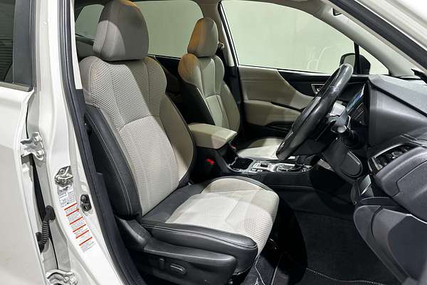 2019 Subaru Forester 2.5i Premium S5