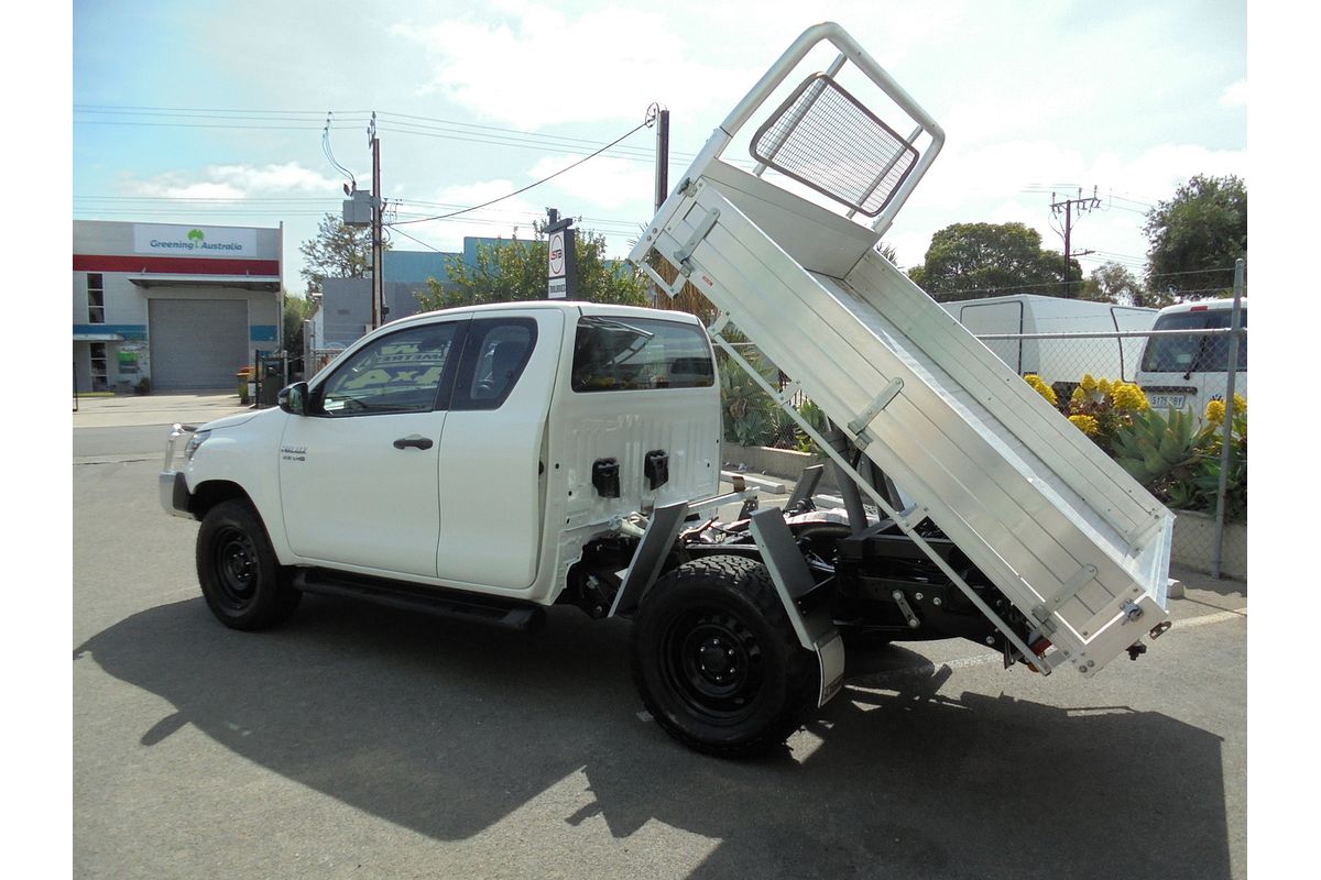 2020 Toyota Hilux SR GUN126R 4X4