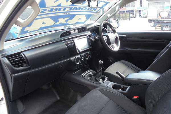 2020 Toyota Hilux SR GUN126R 4X4