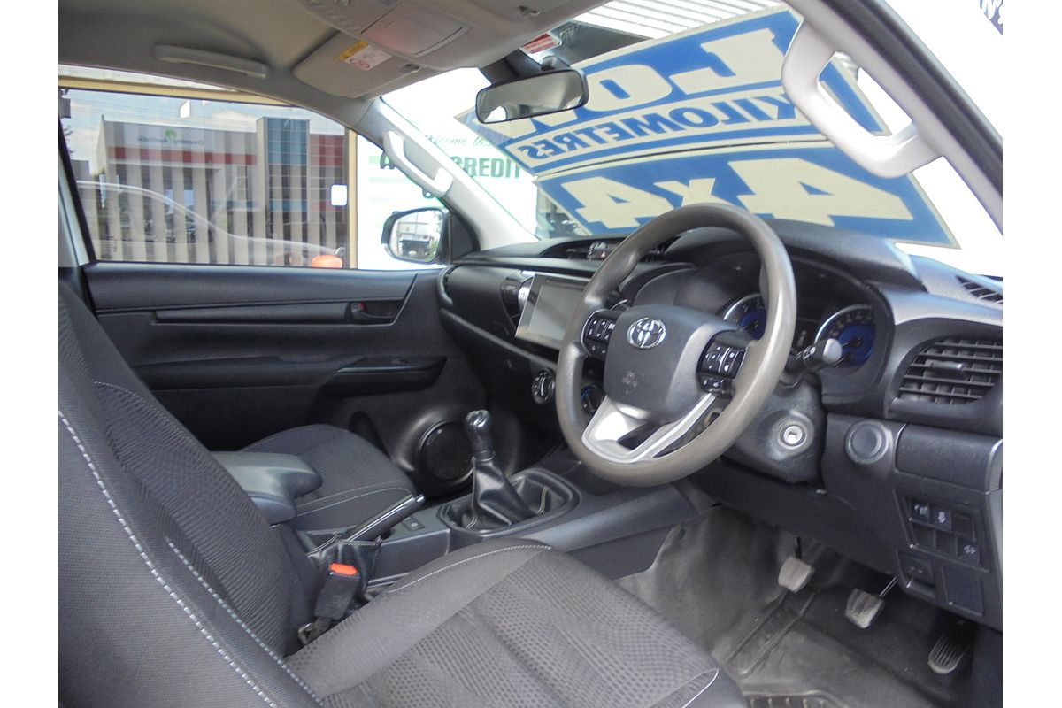2020 Toyota Hilux SR GUN126R 4X4