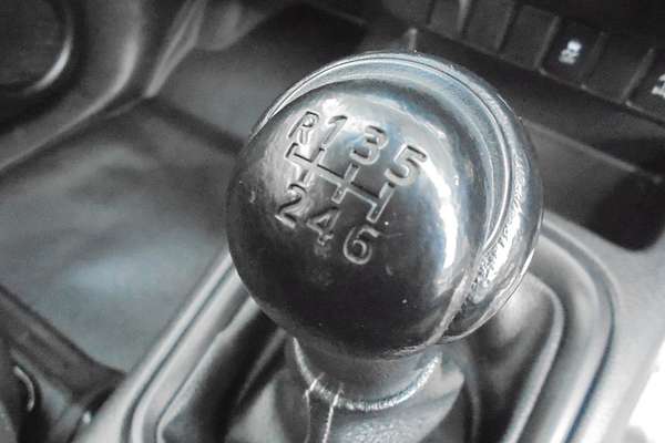 2020 Toyota Hilux SR GUN126R 4X4