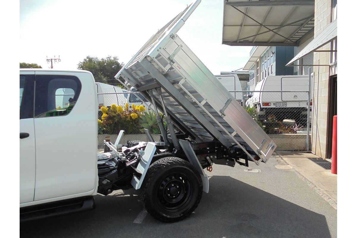 2020 Toyota Hilux SR GUN126R 4X4