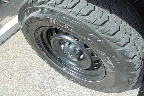 2020 Toyota Hilux SR GUN126R 4X4