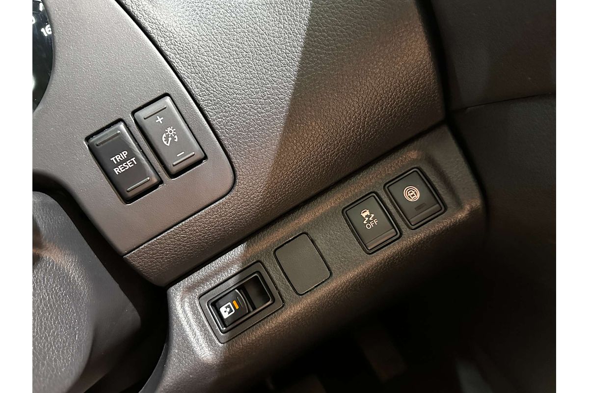 2022 Nissan Navara ST-X D23 4X4