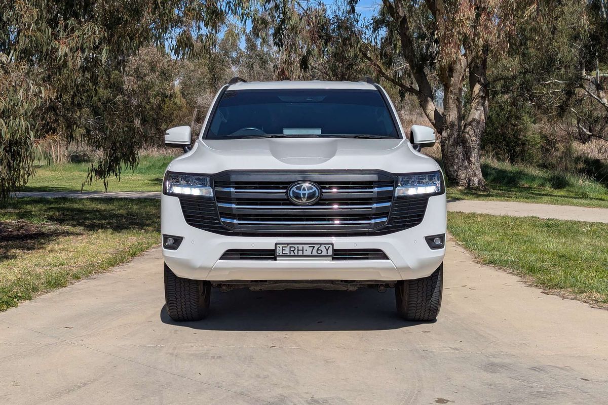 2022 Toyota Landcruiser GXL FJA300R