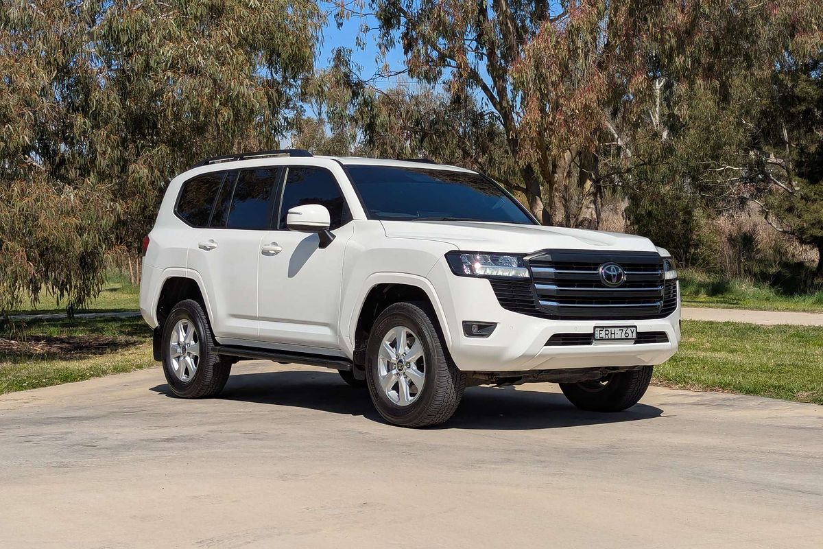 2022 Toyota Landcruiser GXL FJA300R