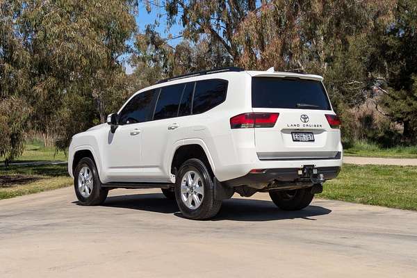 2022 Toyota Landcruiser GXL FJA300R