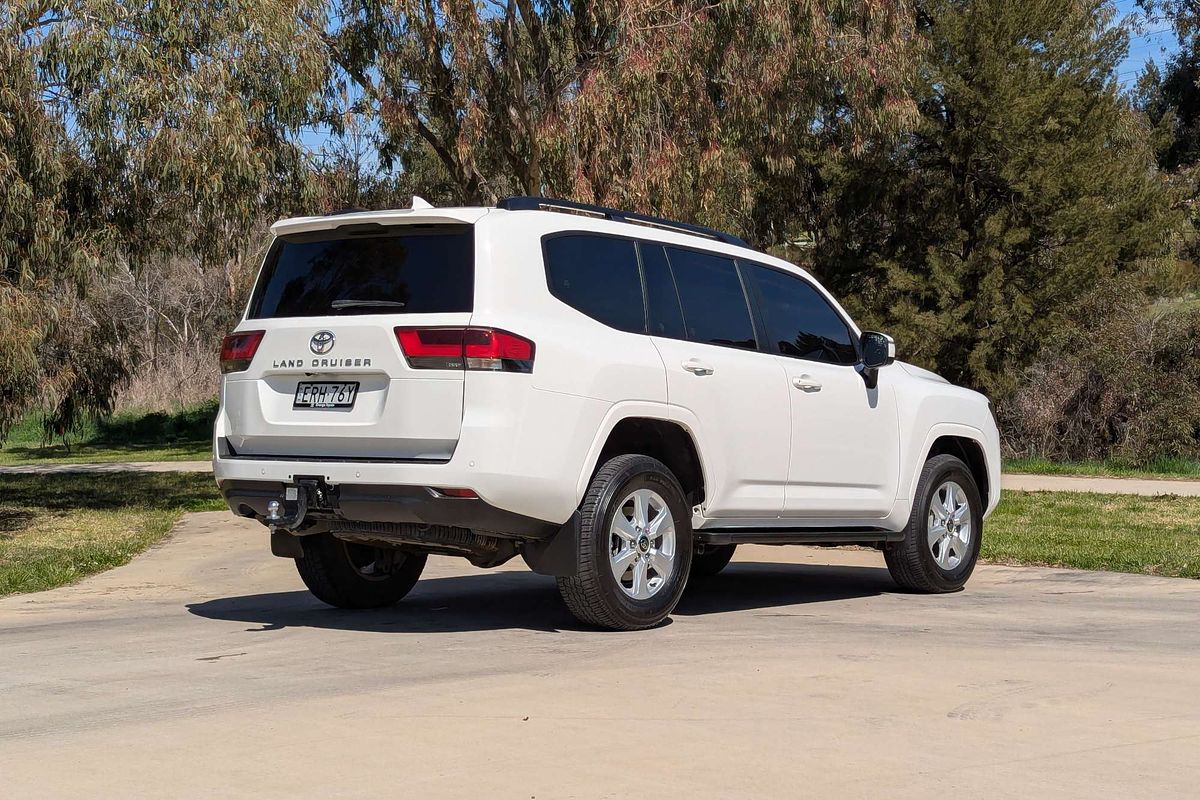 2022 Toyota Landcruiser GXL FJA300R