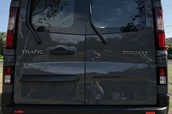 2025 Renault Trafic Premium X82 LWB Low Roof