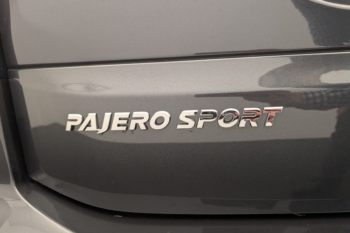 2025 Mitsubishi Pajero Sport GLX QG