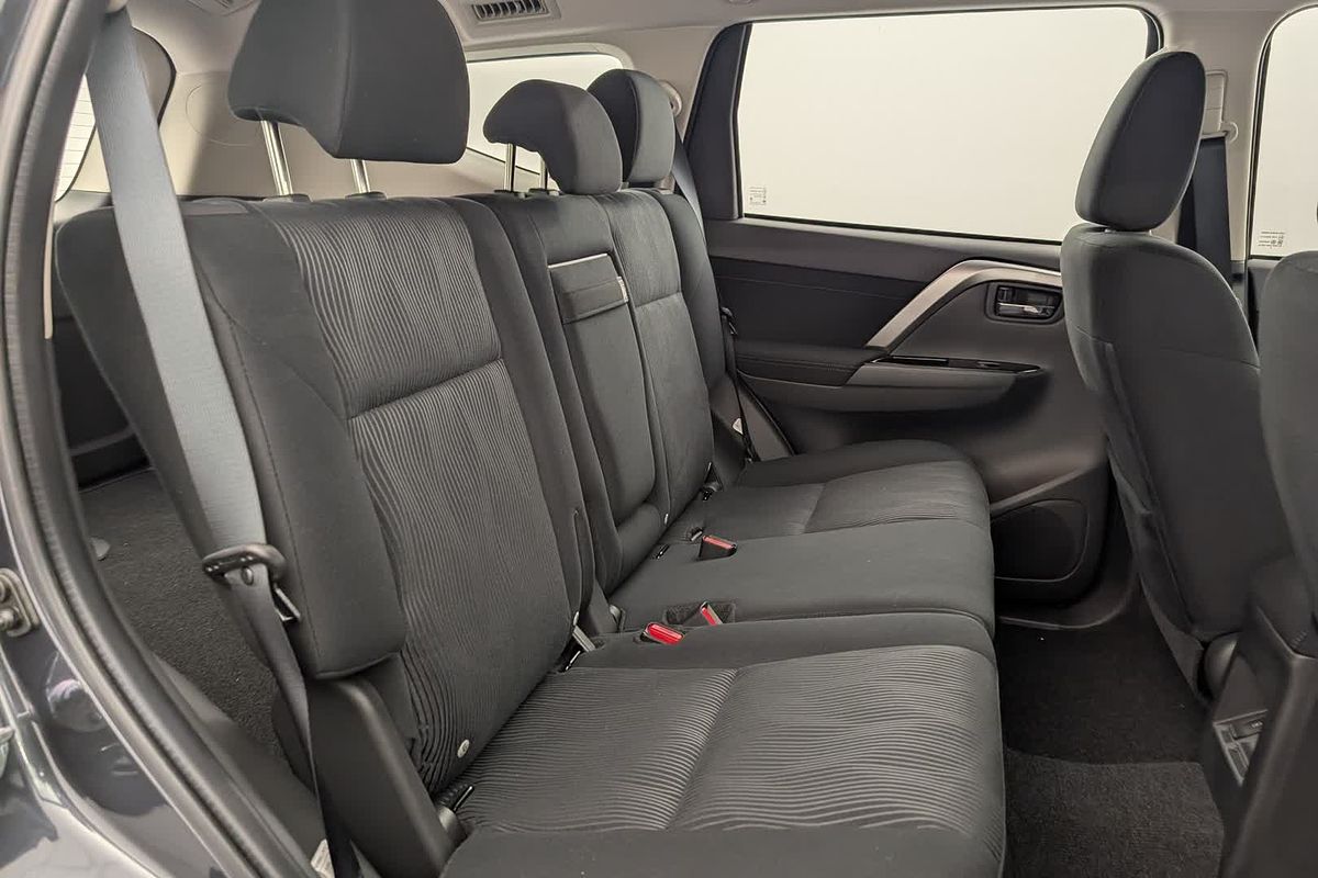 2025 Mitsubishi Pajero Sport GLX QG