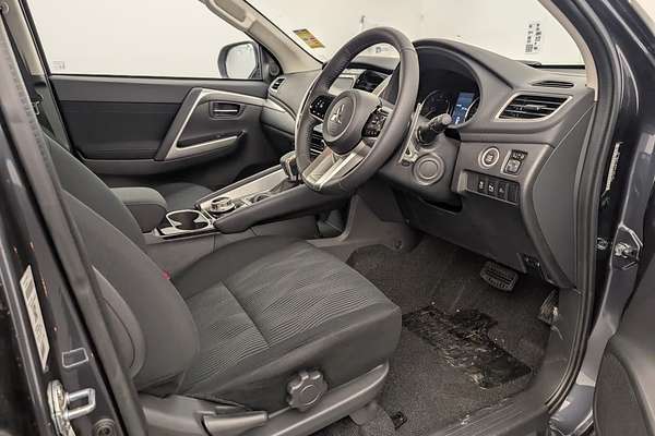 2025 Mitsubishi Pajero Sport GLX QG