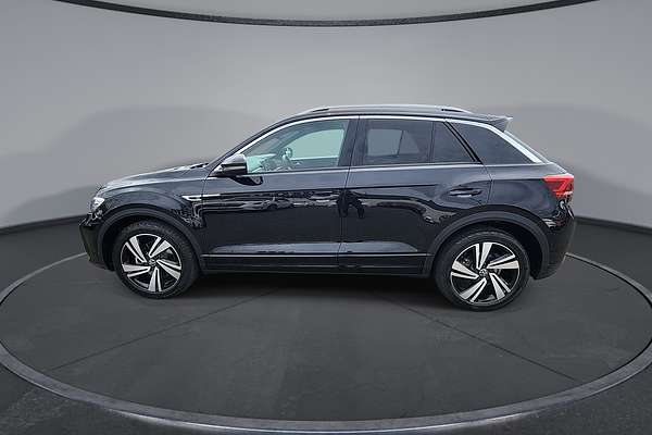 2023 Volkswagen T-Roc 140TSI R-Line D11