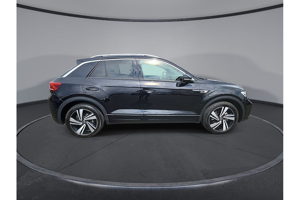 2023 Volkswagen T-Roc 140TSI R-Line D11