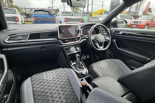 2023 Volkswagen T-Roc 140TSI R-Line D11