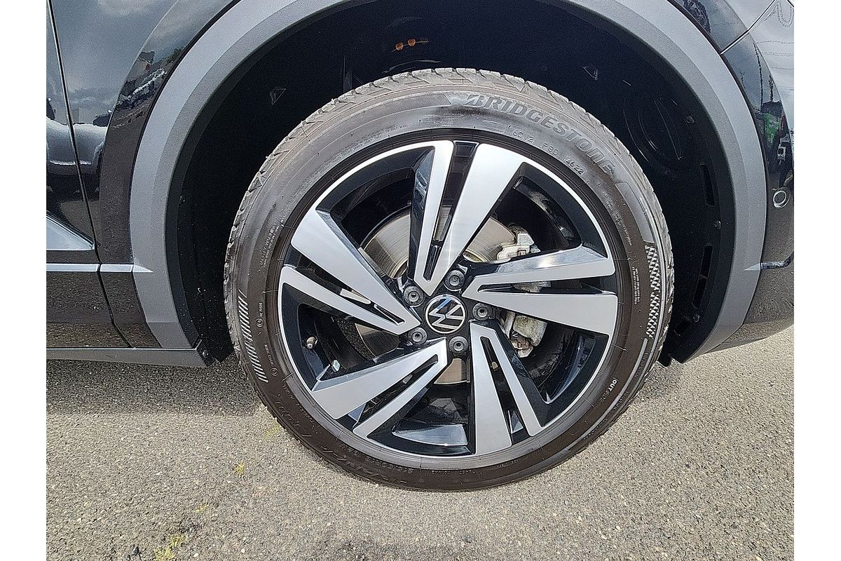 2023 Volkswagen T-Roc 140TSI R-Line D11