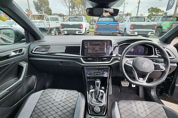 2023 Volkswagen T-Roc 140TSI R-Line D11
