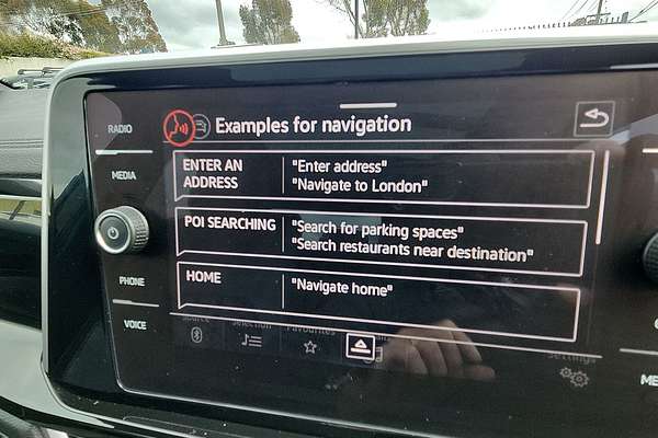 2023 Volkswagen T-Roc 140TSI R-Line D11