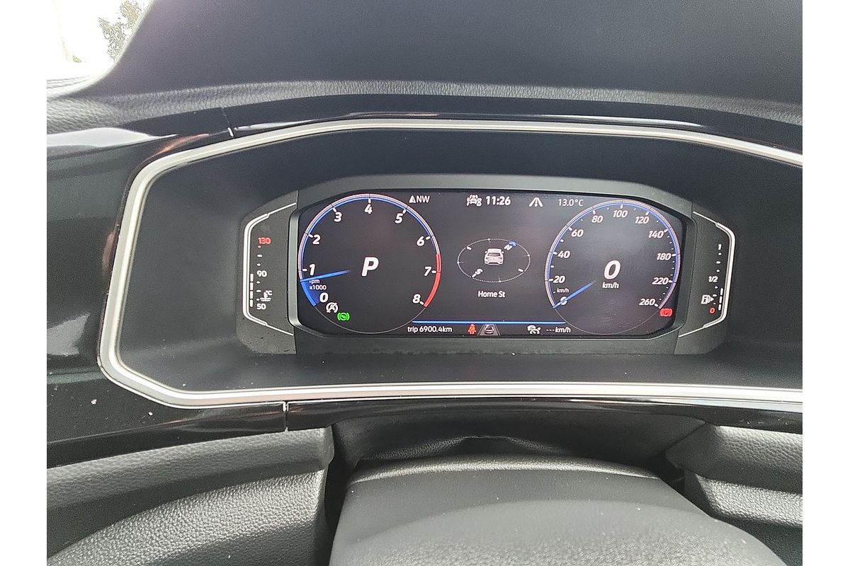2023 Volkswagen T-Roc 140TSI R-Line D11