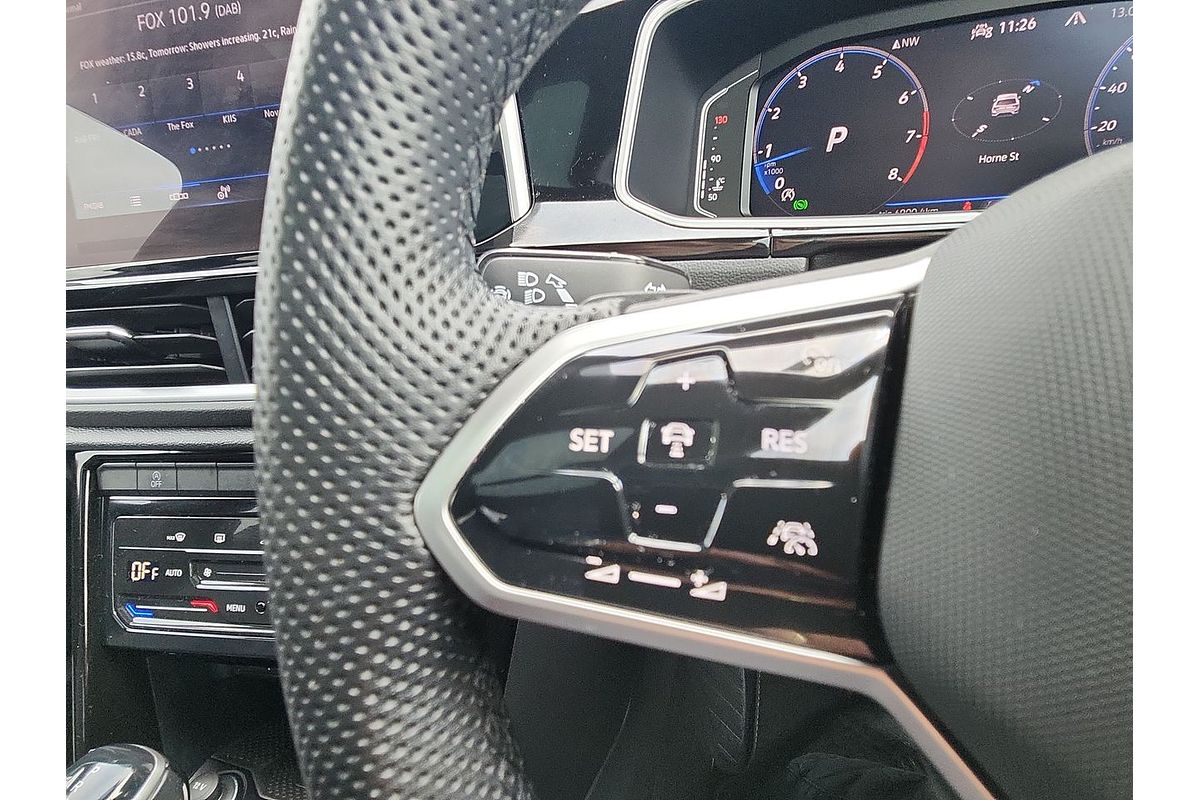 2023 Volkswagen T-Roc 140TSI R-Line D11