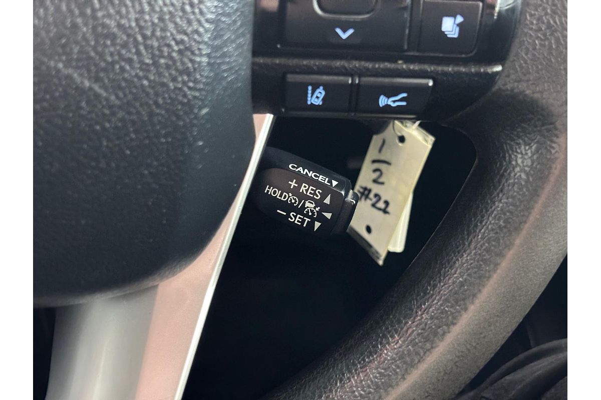 2020 Toyota Hilux SR GUN126R 4X4
