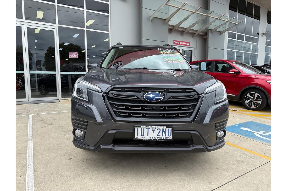 2022 Subaru Forester 2.5i Premium S5