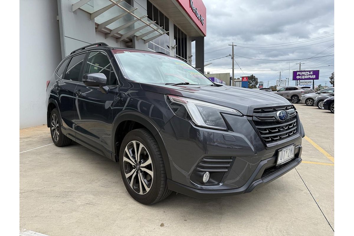 2022 Subaru Forester 2.5i Premium S5