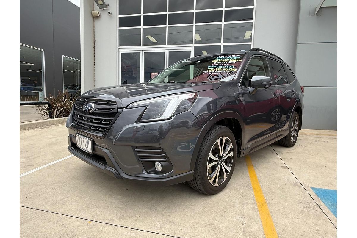 2022 Subaru Forester 2.5i Premium S5
